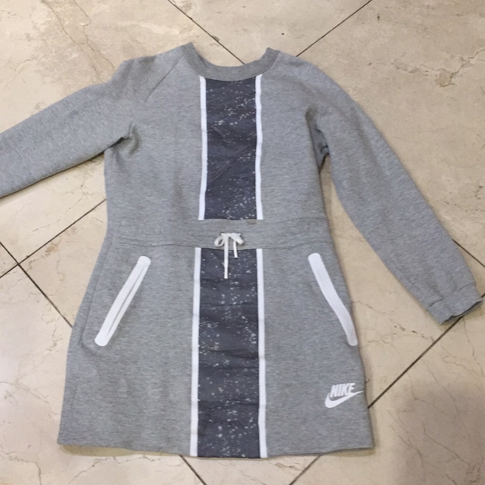 Nike casual sweater dress